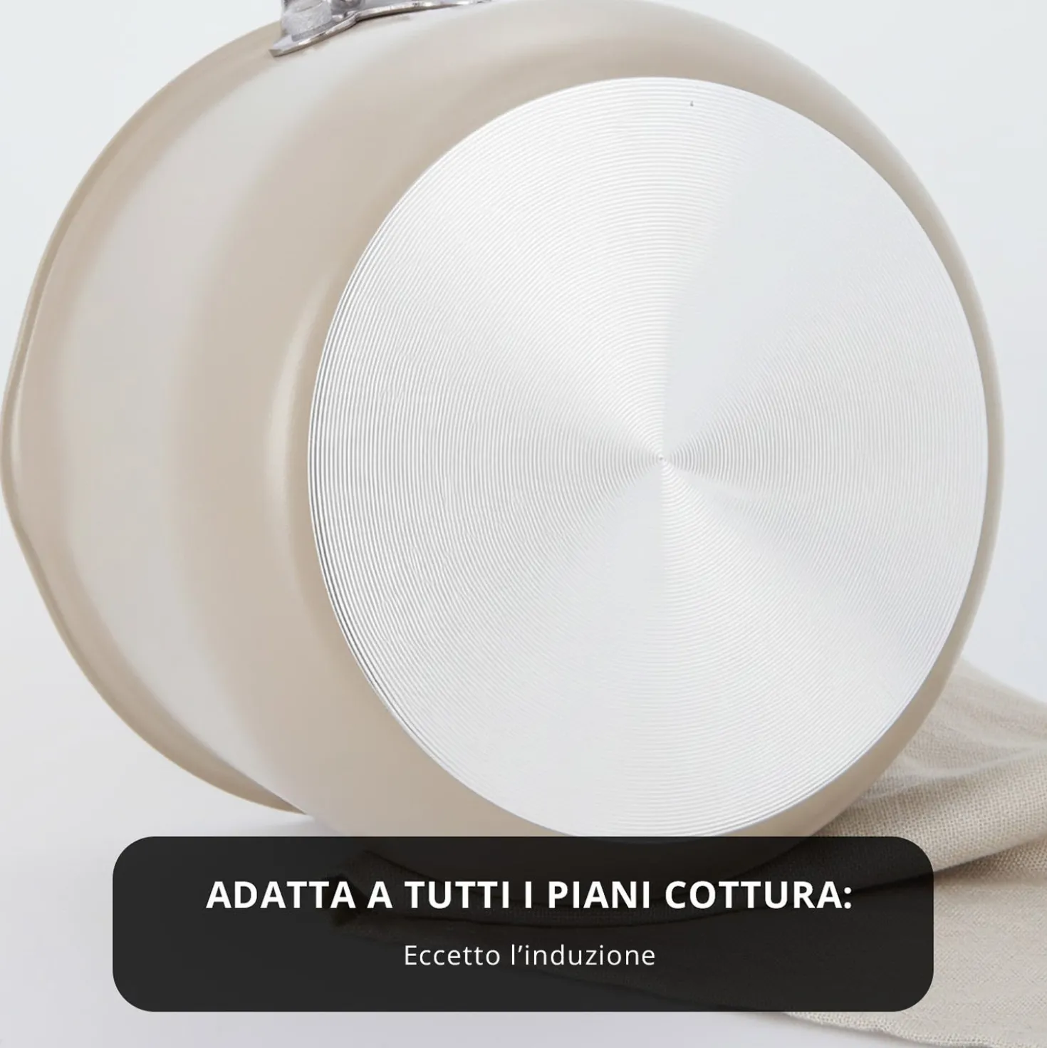 Bollilatte 13 cm Mini Fantasy con coperchio beige