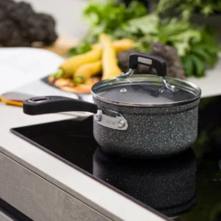 Casseruola New Petra Dark, da 16 cm con manico
