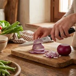 Coltello cucina lama 20 cm Master Pedrini