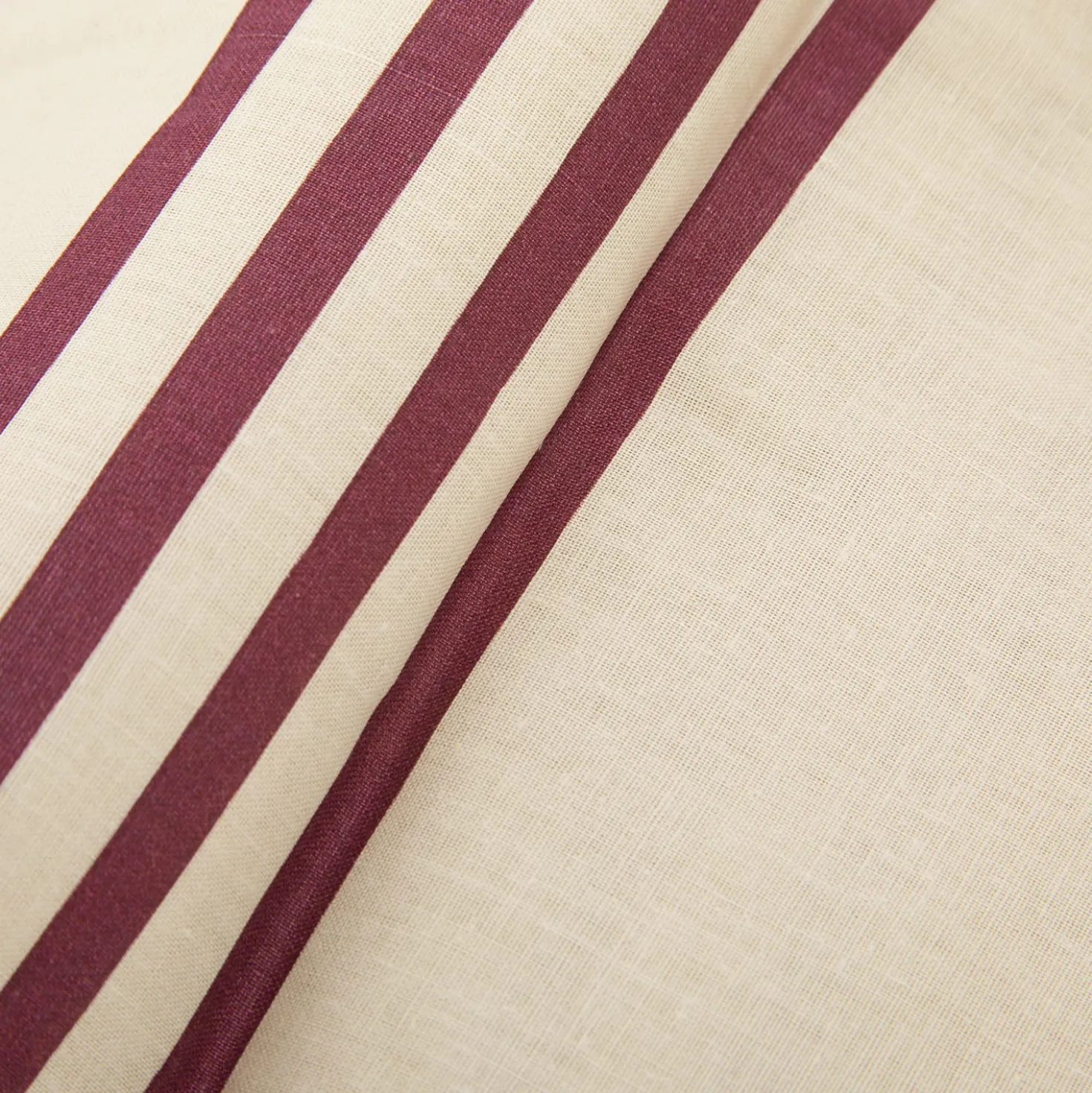 Completo letto 1 piazza e mezza righe bordeaux cotone