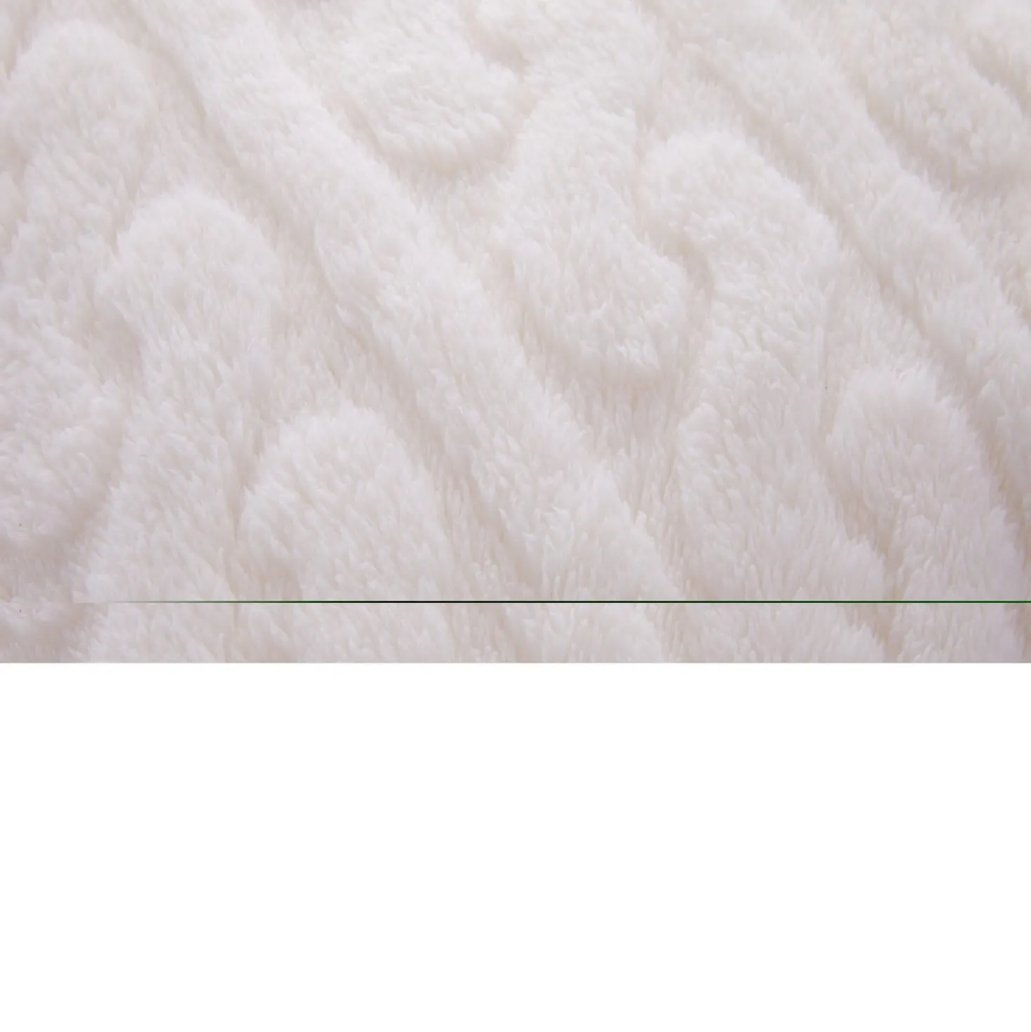 Cuscino arredo latte jaquard sherpa 45x45 cm