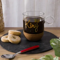 Mug King in vetro borosilicato e base in sughero, 270 ml