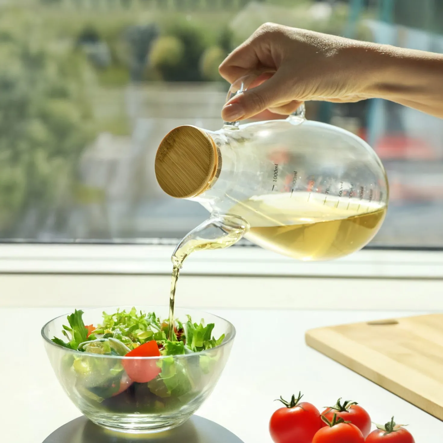 Oliera 1 L in vetro borosilicato e tappo in bambù