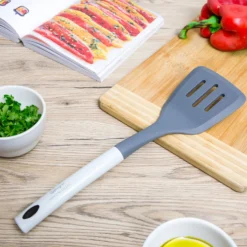 Paletta forata in silicone 34 cm Fatto in casa da Benedetta
