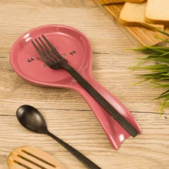 Poggiamestolo malva con scritta 22 cm