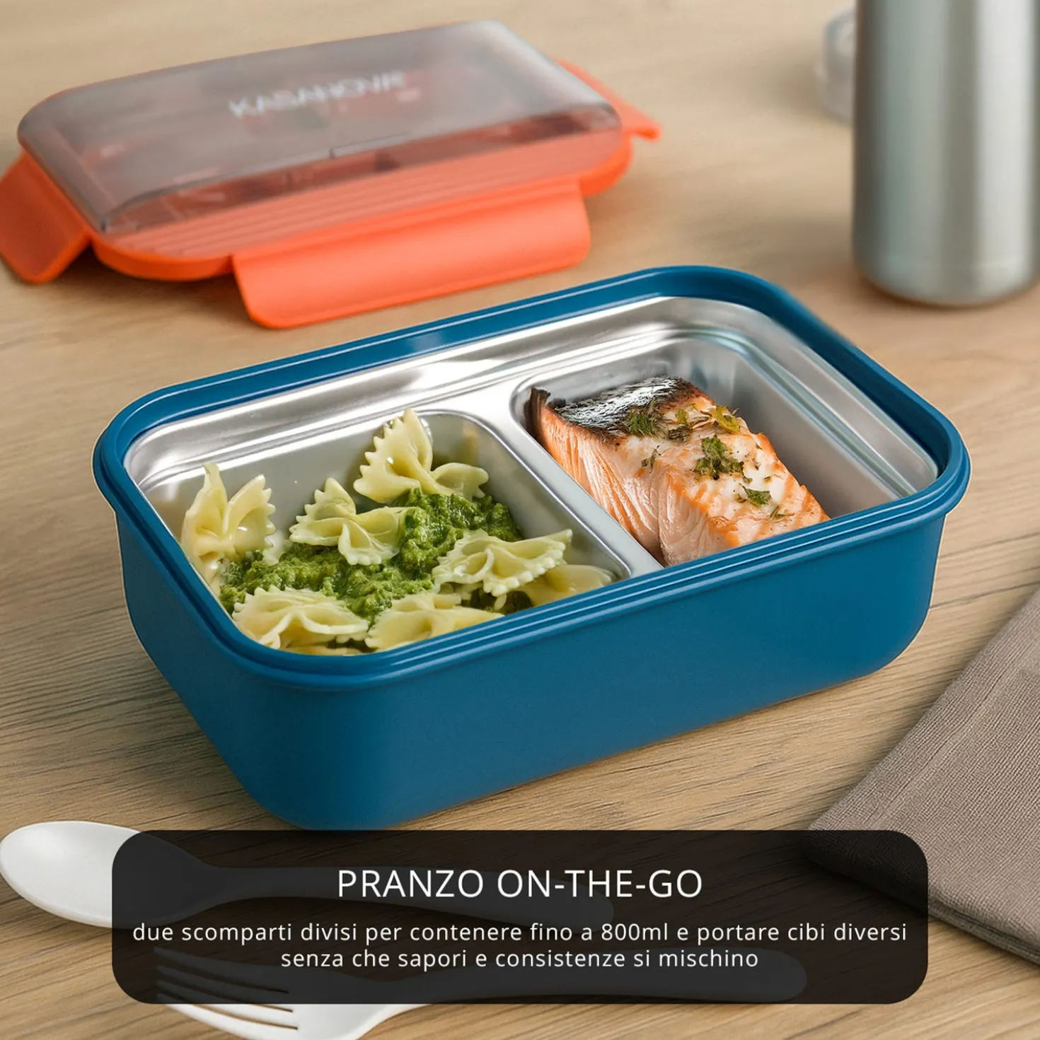 Porta pranzo con divisorio e posate Clicks blu arancio