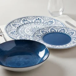 Servizio 18 piatti porcellana Ariel blu