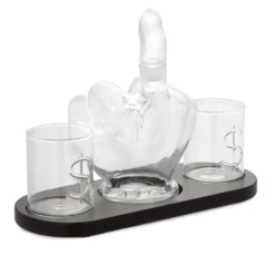 Set liquore bottiglia mano con 2 bicchieri