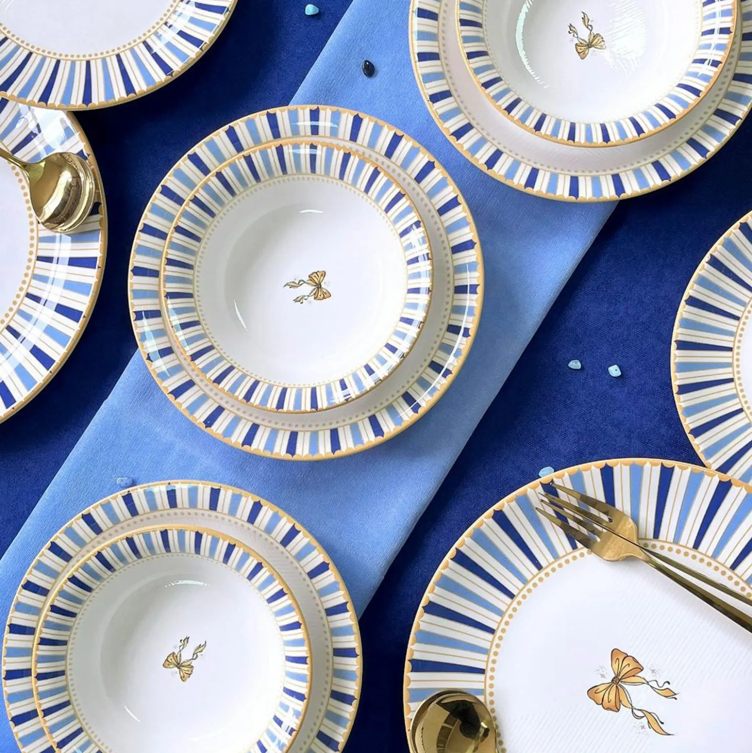 Set 24 piatti Fiyonk blu