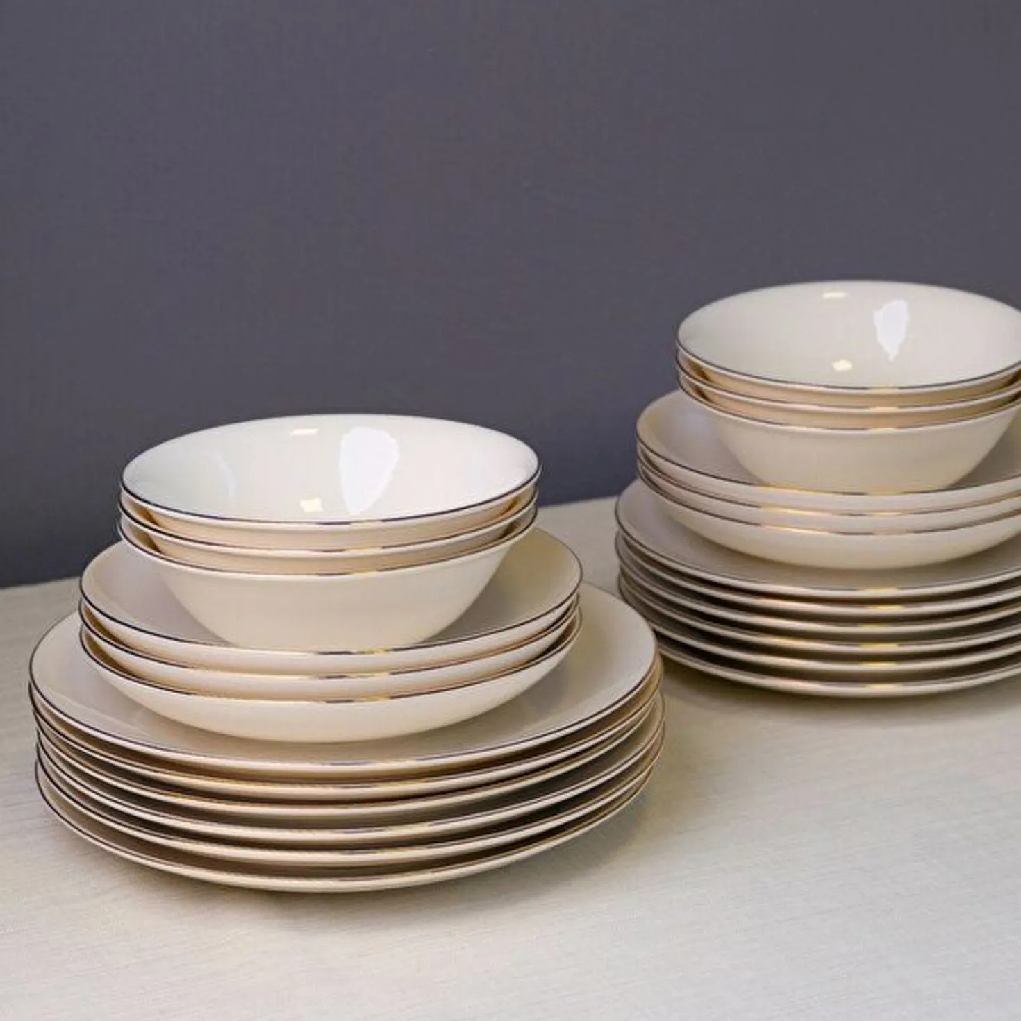 Set 24 piatti white gold