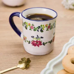 Tazza mug fiori 310 ml in porcellana bianca e blu