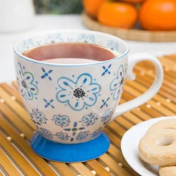 Tazza tè decoro azzurro in New Bone China, 450 ml