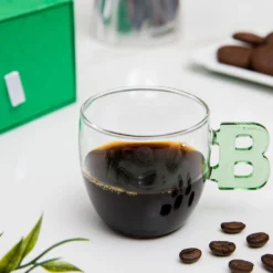 Tazzina caffè lettera B verde in vetro borosilicato, 150 ml