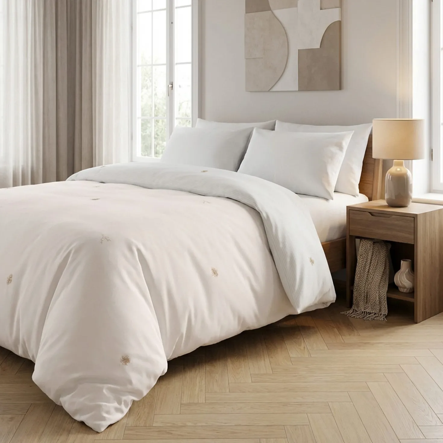 Trapuntino matrimoniale microfibra con ricamo beige